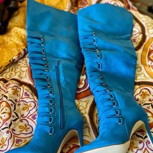 Heeled Boots Brand New Size 6 Color: Olivia Teal